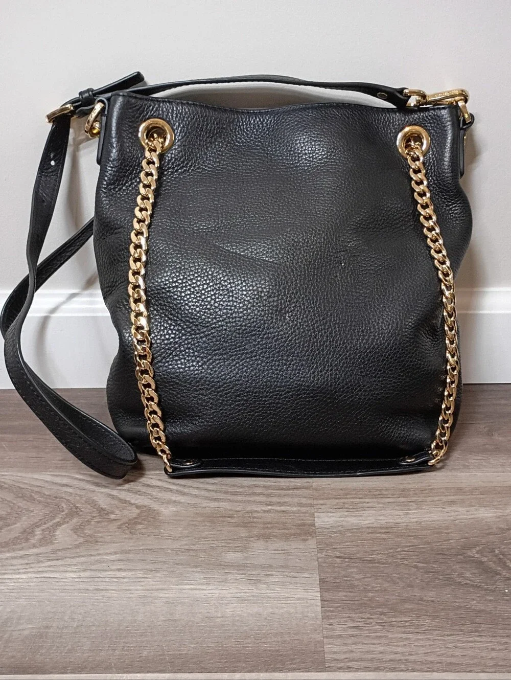 Michael Kors Black Pebbled Leather Gold Brass Chain Shoulder Strap Hobo Tote Bag